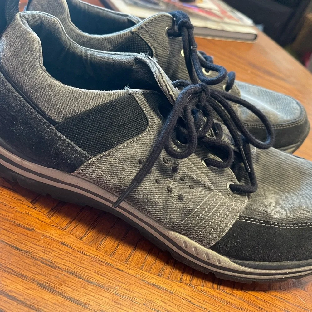 Skecher Shoes Relaxed Fit Memory Foam Gray Fashion Sneakers Fabric 65765 SZ 8.5 - Picture 3 of 7